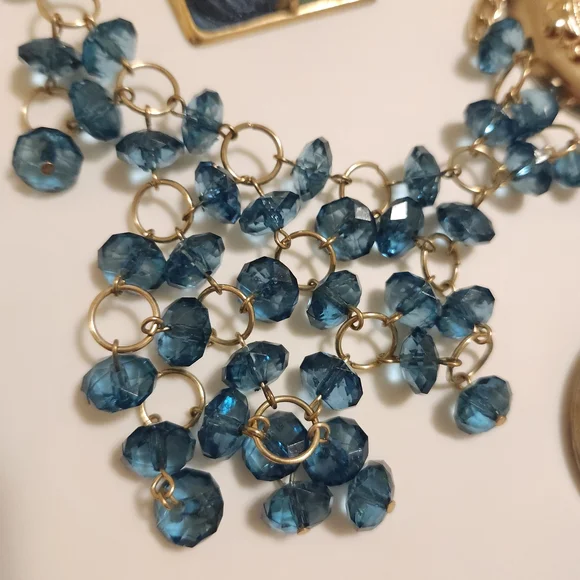 Elegant Gold and Turquoise Vintage Jewelry Lot - Picture 2 of 5